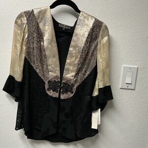 Violet Kay Kimono Style Top NWT